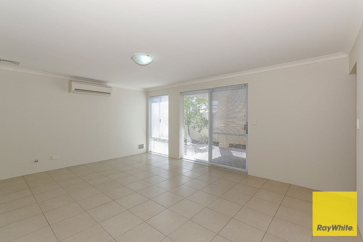 16 Larwood Crescent, High Wycombe WA 6057, High Wycombe - Thumbnail 6