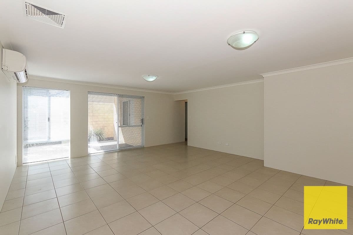 16 Larwood Crescent, High Wycombe WA 6057, High Wycombe - Thumbnail 7