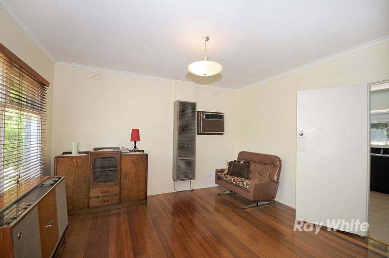 4 Sunline Avenue, NOBLE PARK NORTH VIC 3174, Noble Park North - Thumbnail 4