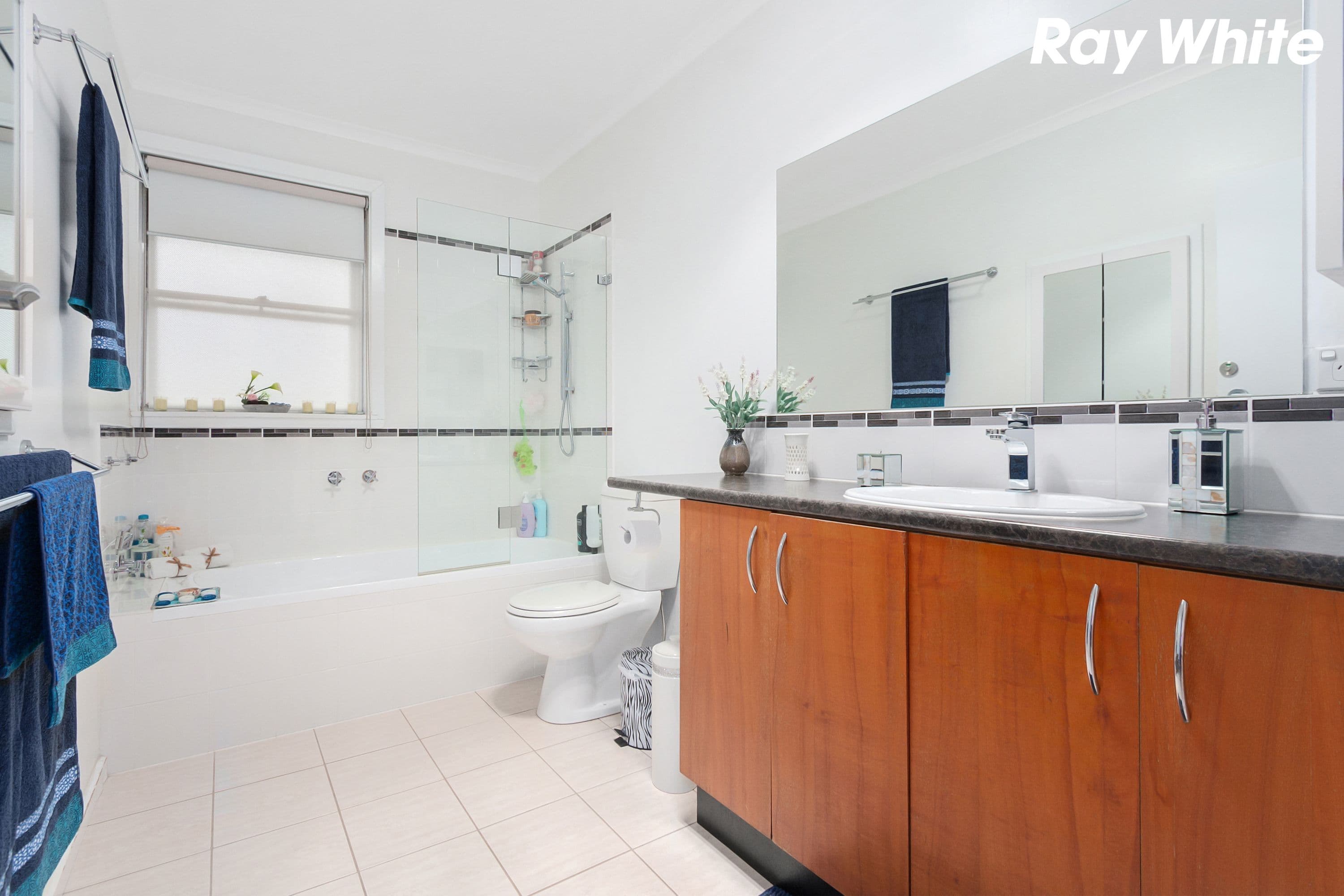 15 Deveney Street, Pakenham VIC 3810, Pakenham - Thumbnail 8