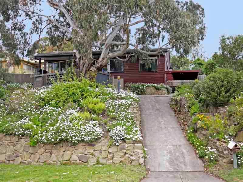 5 Jinjella Road, HIGHTON VIC 3216, Highton - Image 1