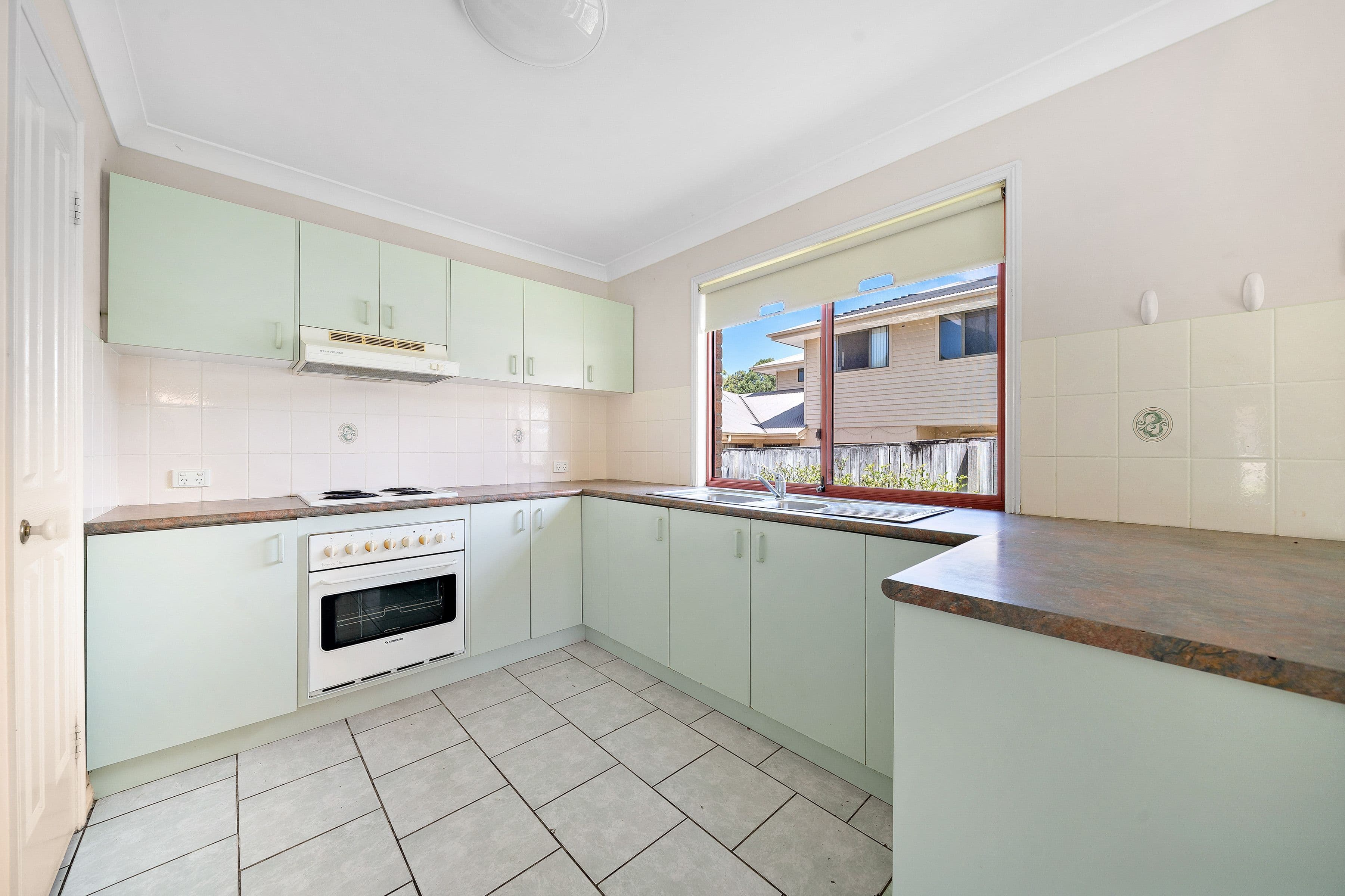 11 Camdre Court, Cleveland QLD 4163, Cleveland - Thumbnail 4