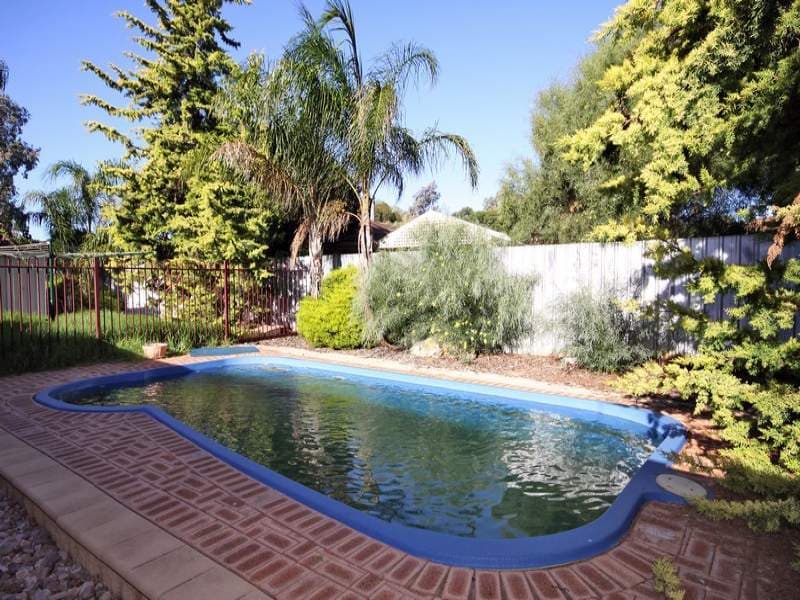 52 Camelot Drive, Paralowie - Thumbnail 3