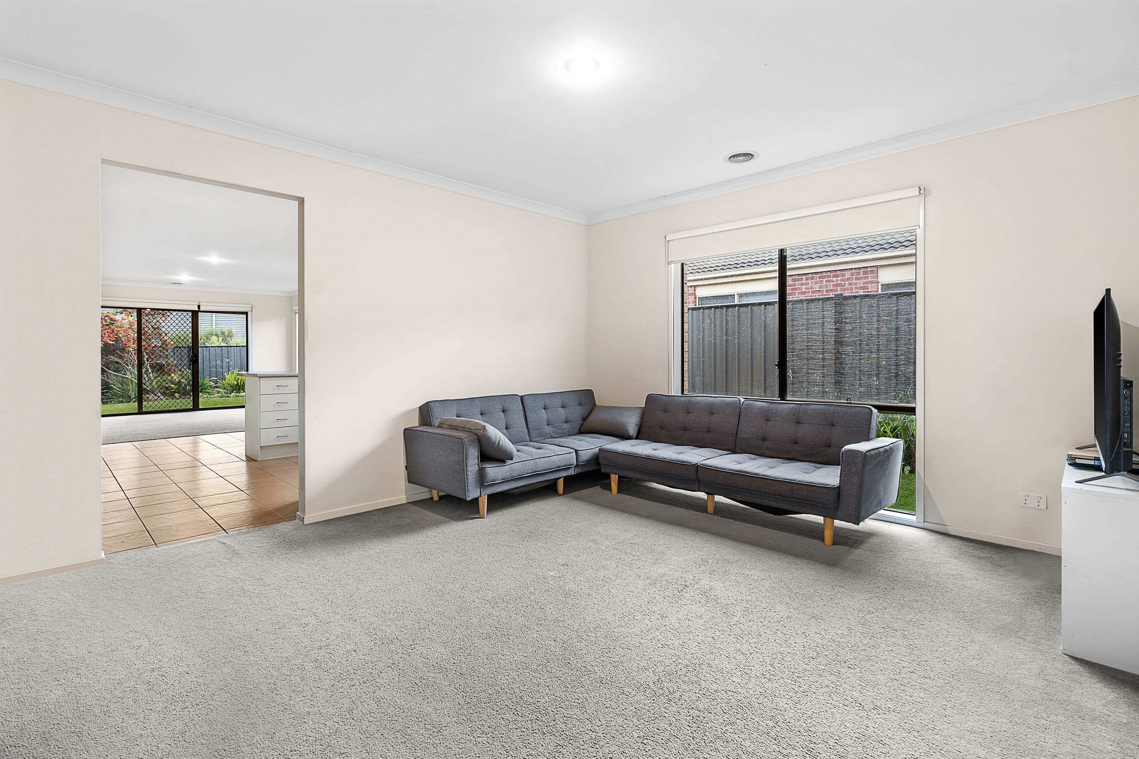 5 Sherrington Grange, DERRIMUT VIC 3026, Derrimut - Thumbnail 2
