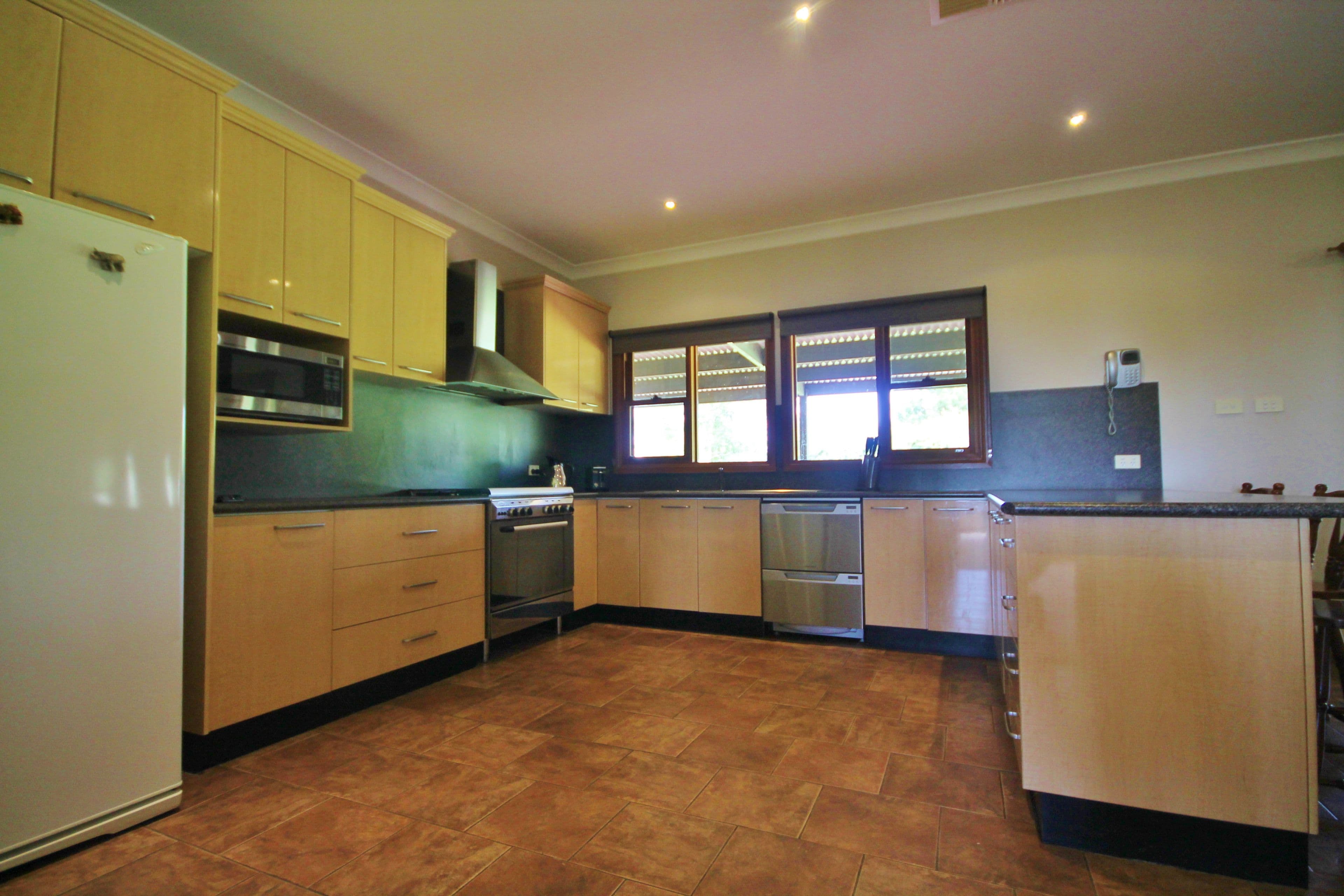 494 Boundary Road, Young - Thumbnail 5