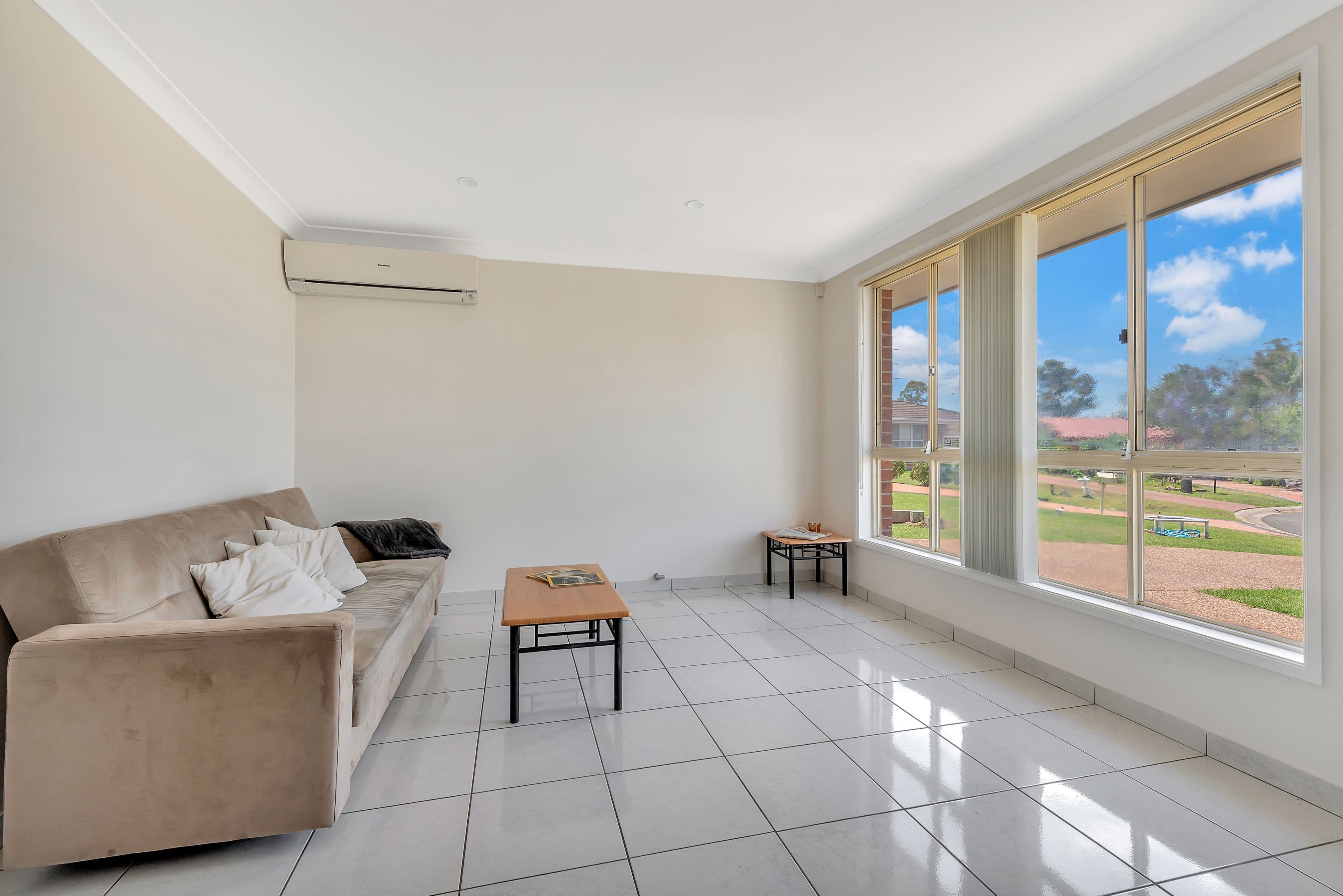18 Duck Place, Hinchinbrook - Thumbnail 3