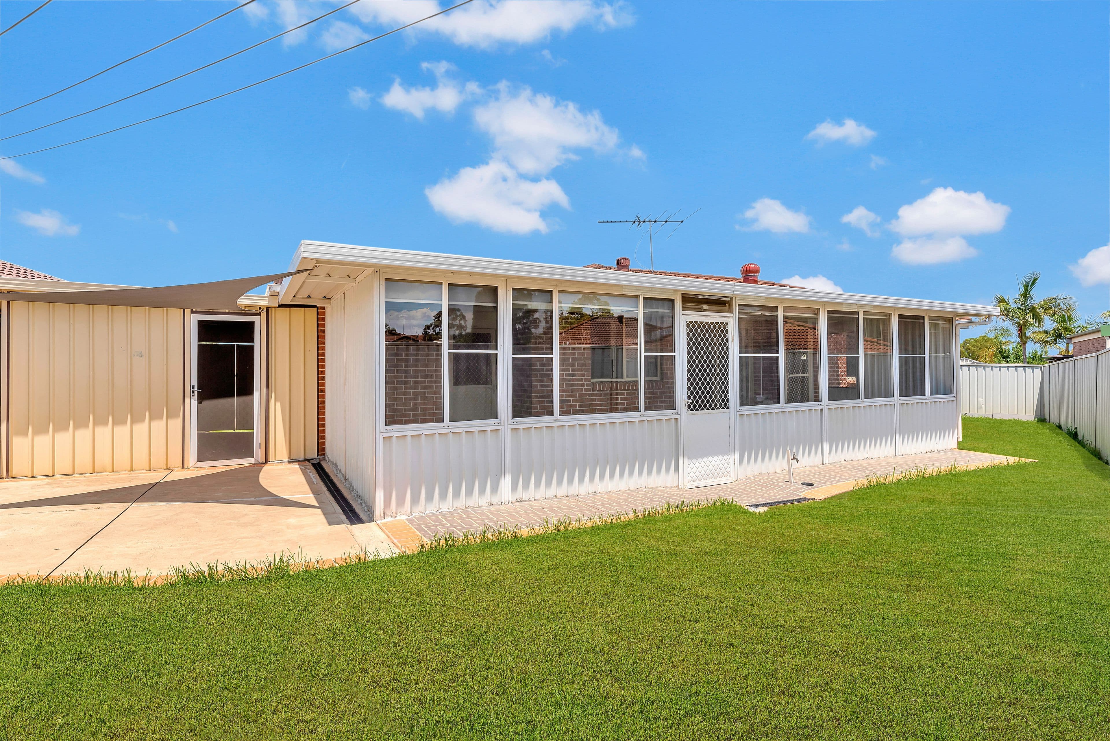 18 Duck Place, Hinchinbrook - Thumbnail 8