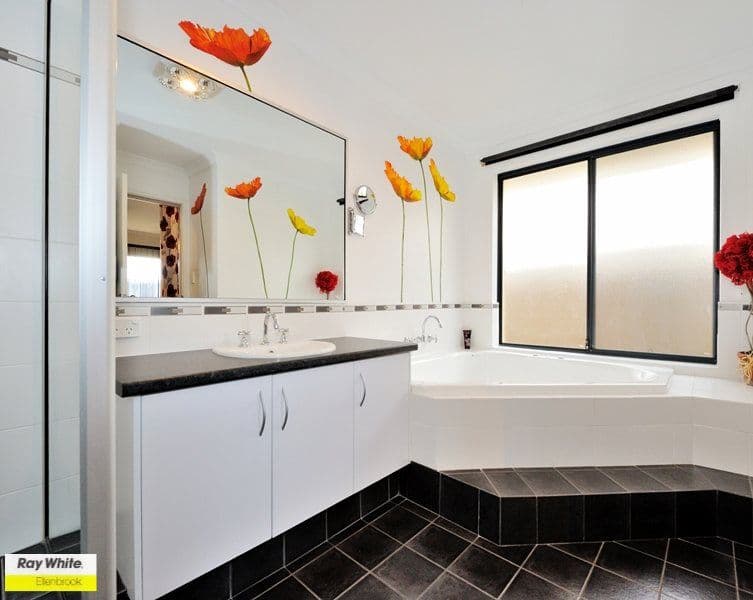 5 Gulf Cove, ELLENBROOK WA 6069, Ellenbrook - Thumbnail 3