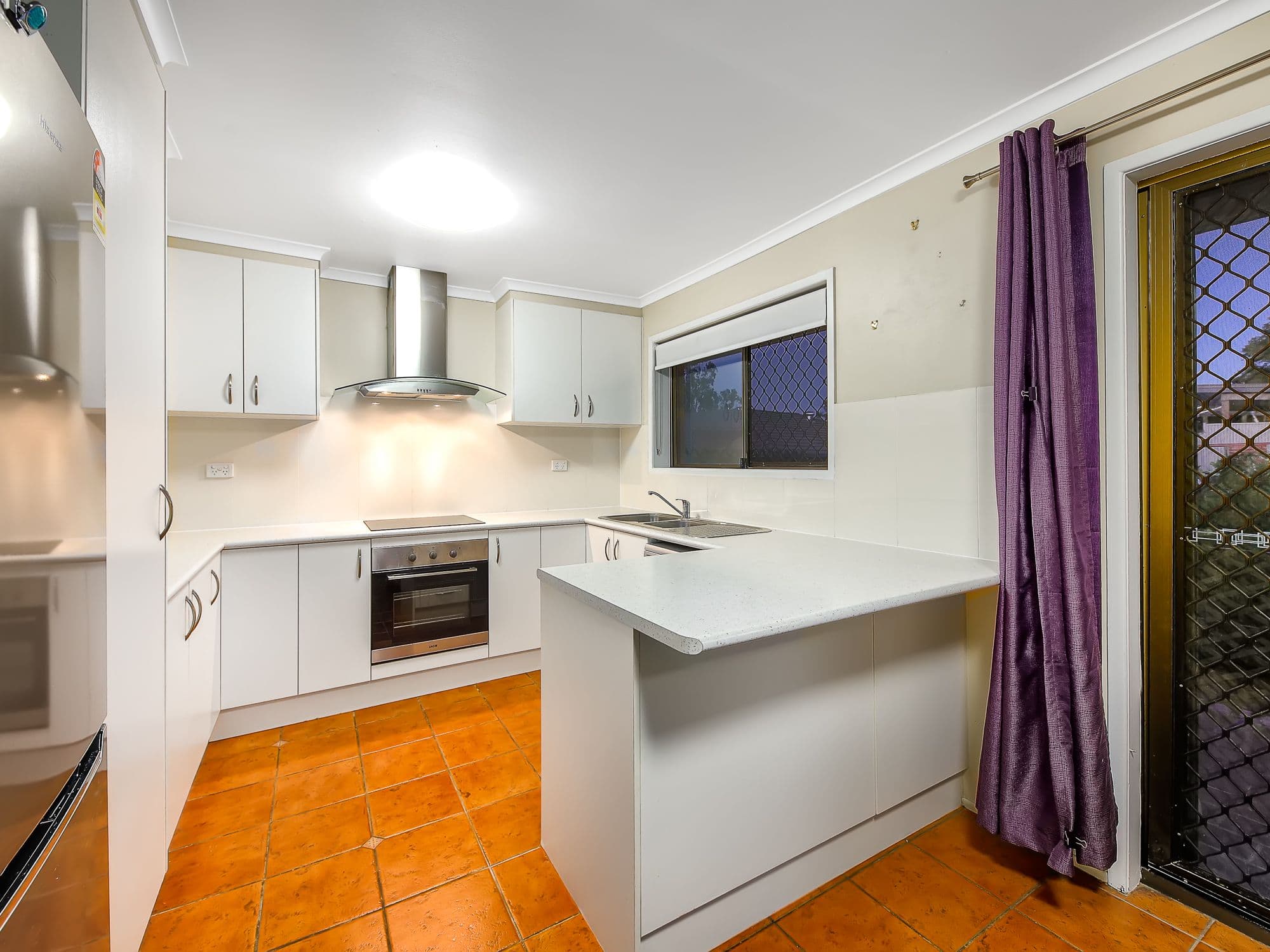 4 Cayley Street, Everton Park QLD 4053, Everton Park - Thumbnail 2