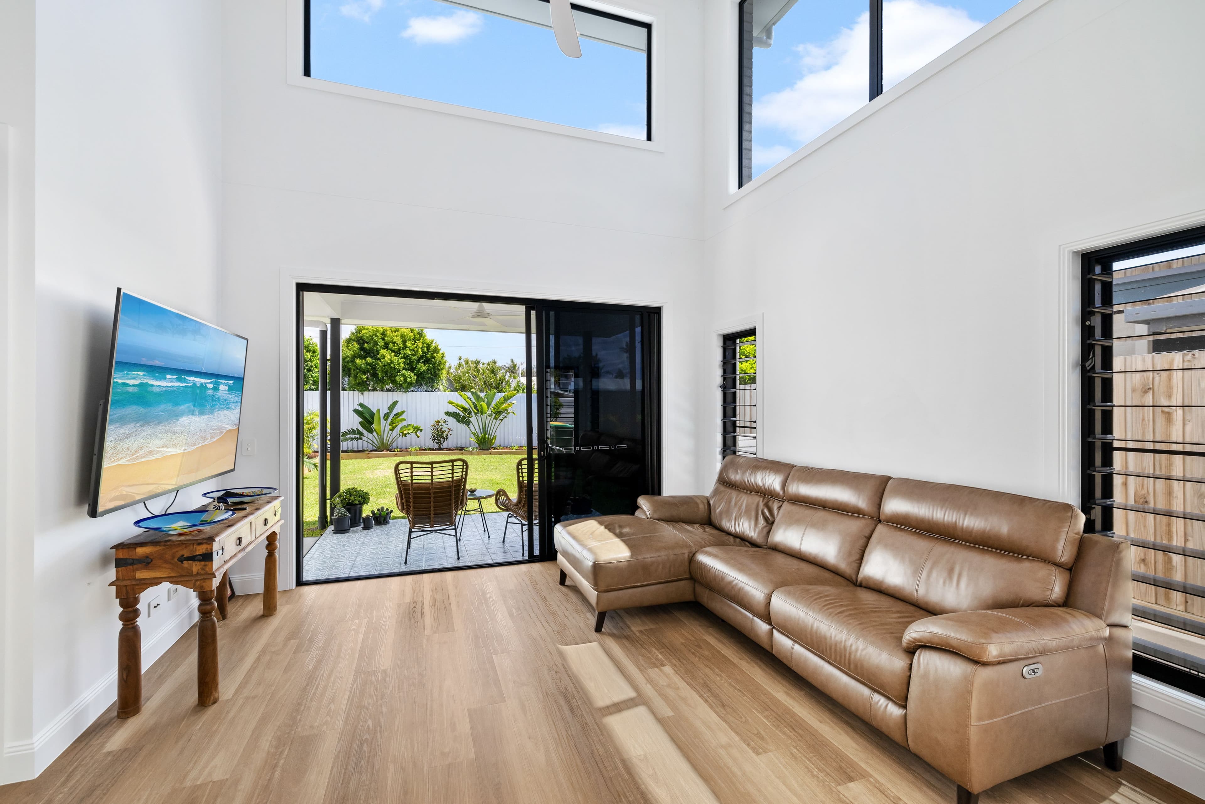 11 Coonawa Street, Buddina QLD 4575, Buddina - Thumbnail 2