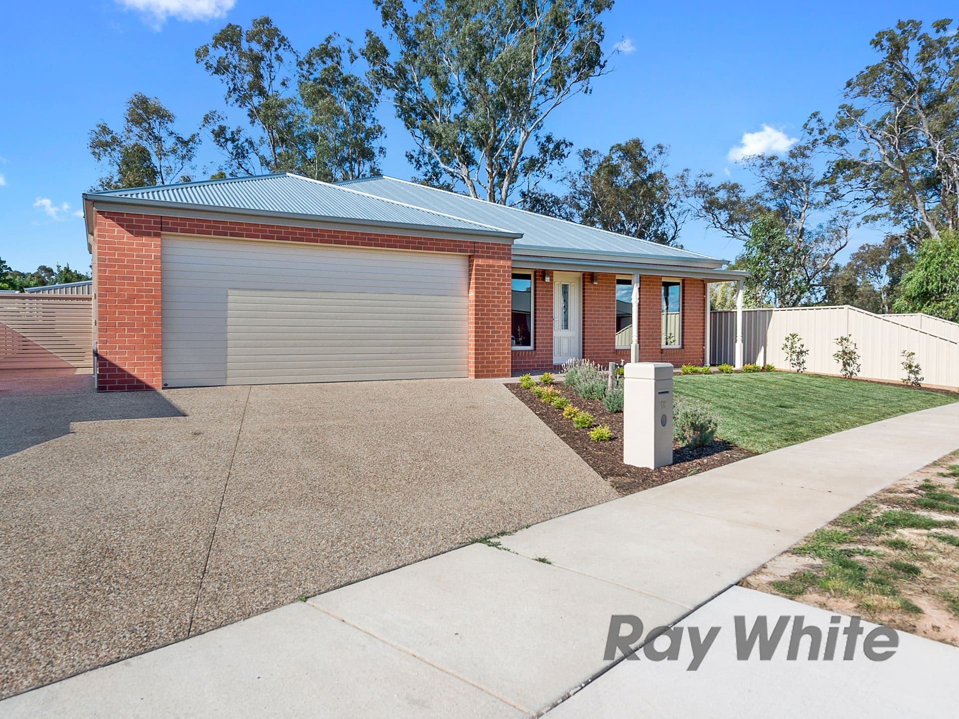 16 Simkin Drive, Benalla VIC 3672, Benalla - Image 1