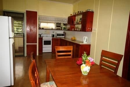 1  Mahoney Street, MUNDUBBERA QLD 4626, Mundubbera - Thumbnail 6