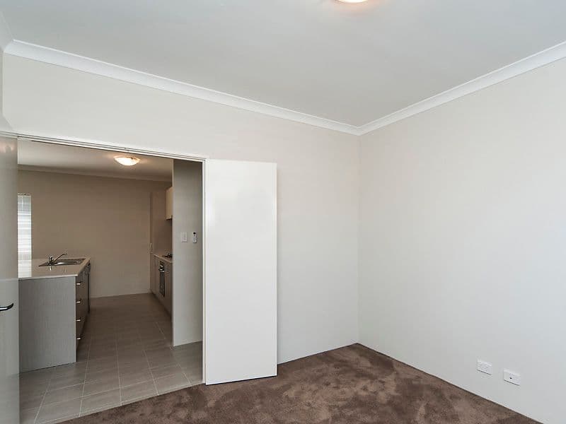 34 Serenity Street, Wellard WA 6170, Wellard - Thumbnail 4