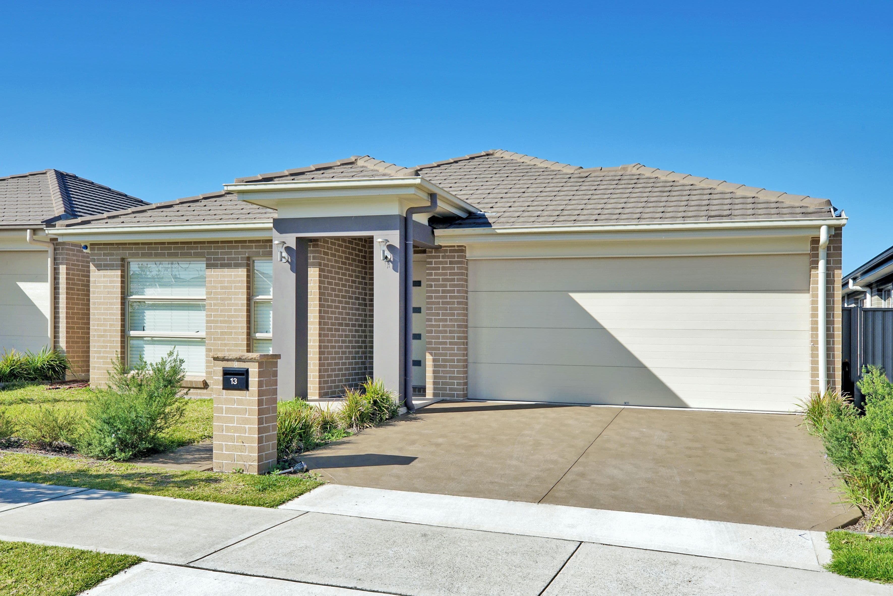 13 Brigade Street, JORDAN SPRINGS NSW 2747, Jordan Springs - Thumbnail 2