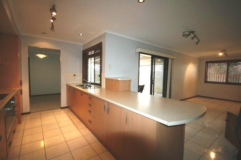 15 Narrung Street, MIDDLE PARK QLD 4074, Middle Park - Thumbnail 3