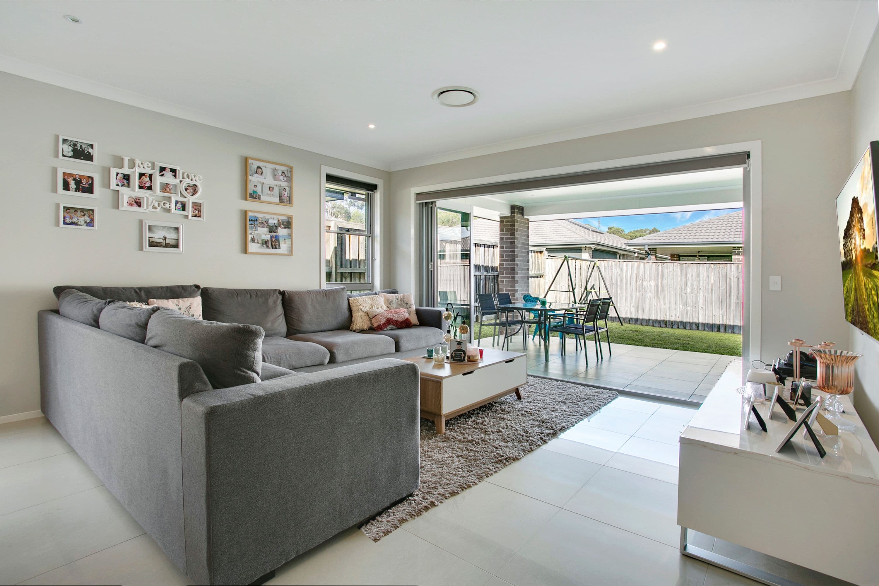 33 Hargrave Avenue, Middleton Grange NSW 2171, Middleton Grange - Thumbnail 4