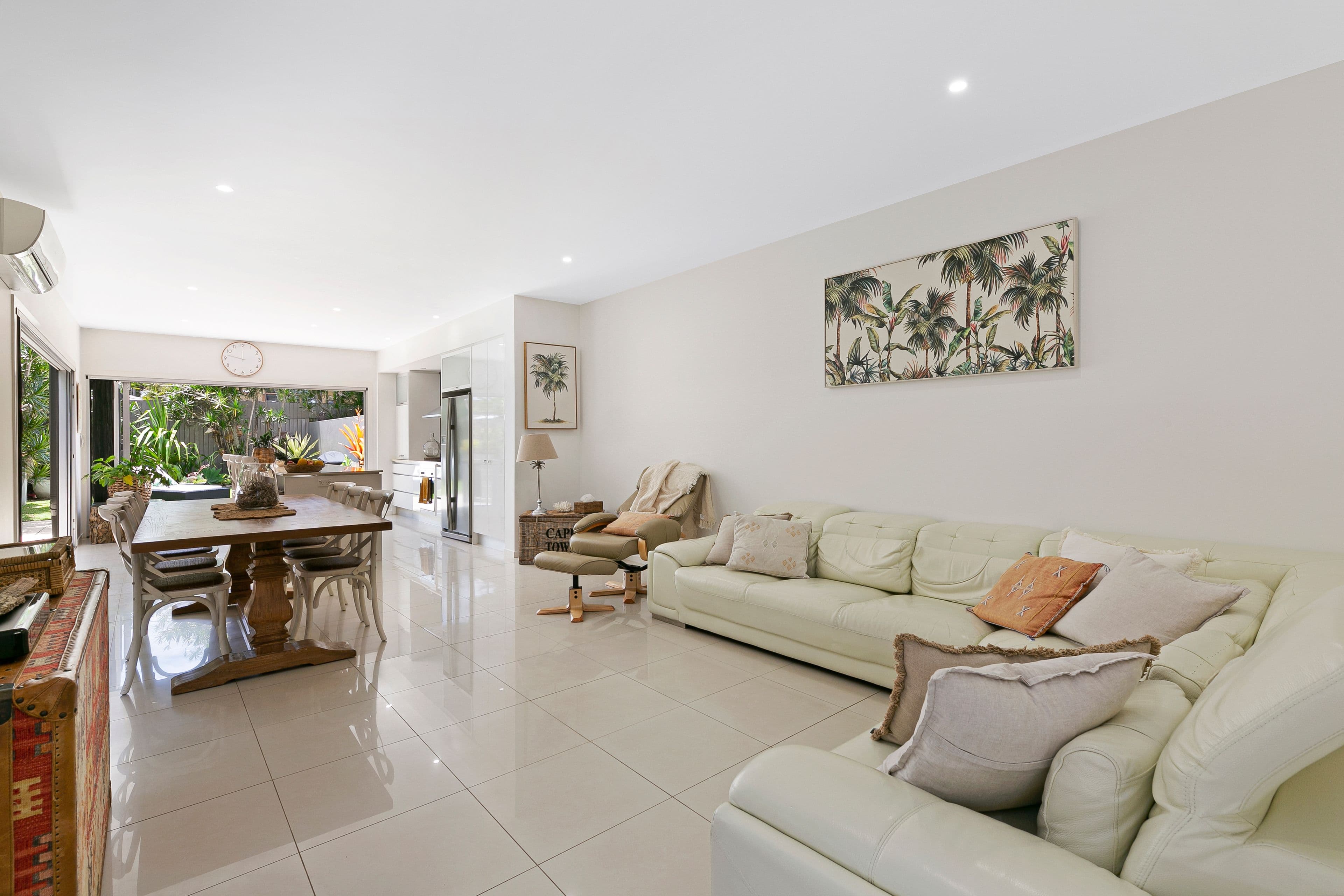 65 Albion Avenue, Miami QLD 4220, Miami - Thumbnail 3