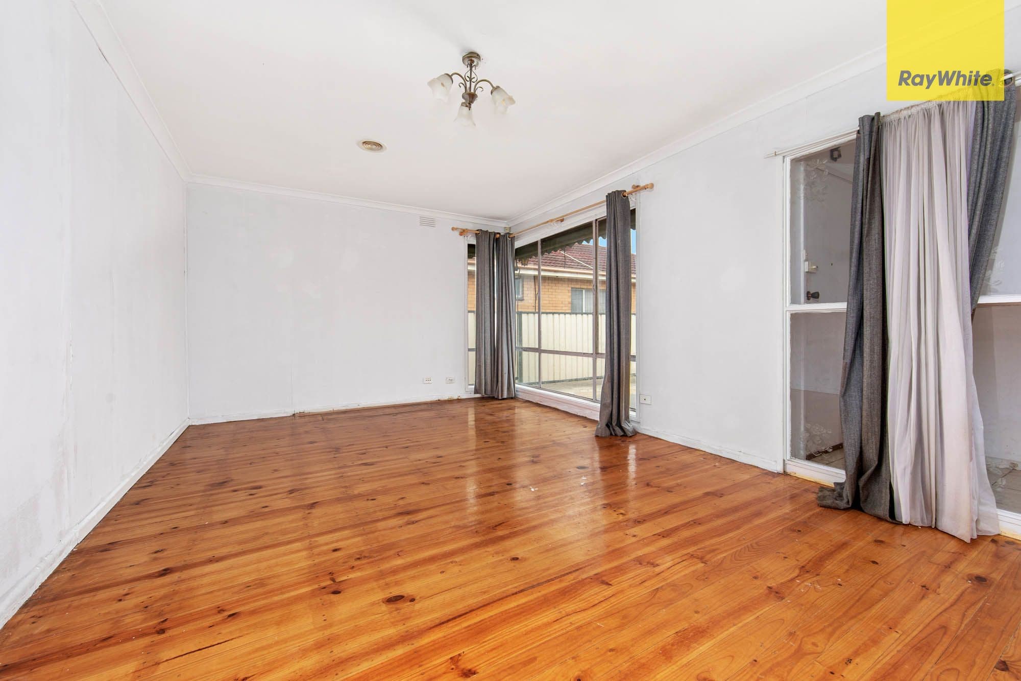 33 Lima Street, St Albans VIC 3021, St Albans - Thumbnail 2