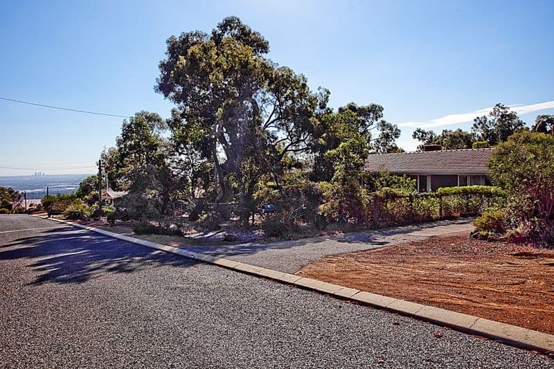 5 Moran Road, KALAMUNDA WA 6076, Kalamunda - Thumbnail 4