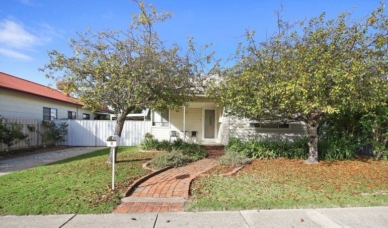 8 Cummings Street, Wodonga VIC 3690, Wodonga - Image 1