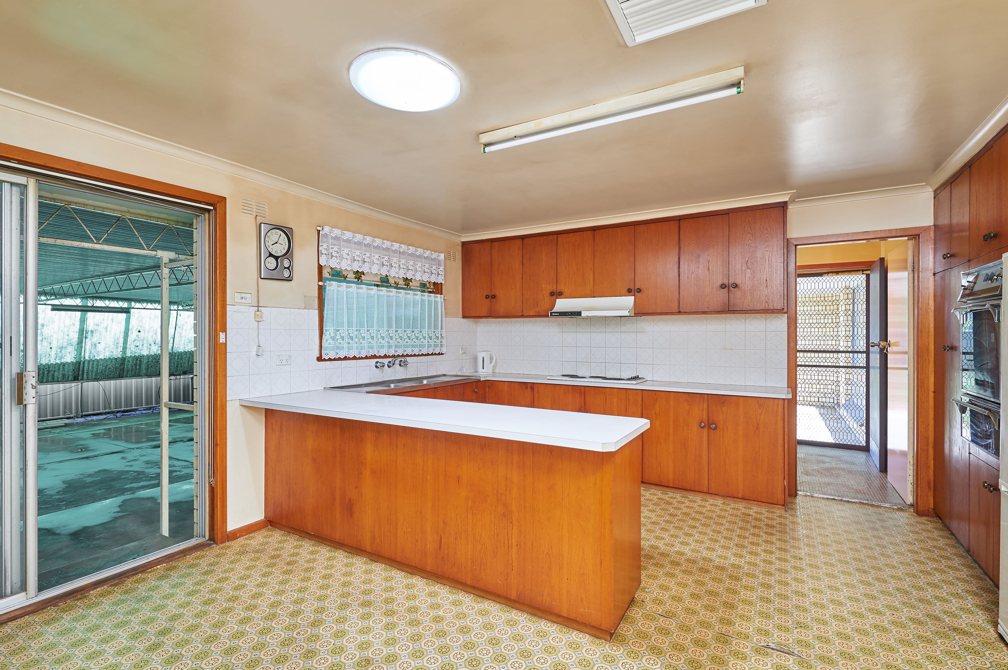 1 Martin Street, Tolland - Thumbnail 4