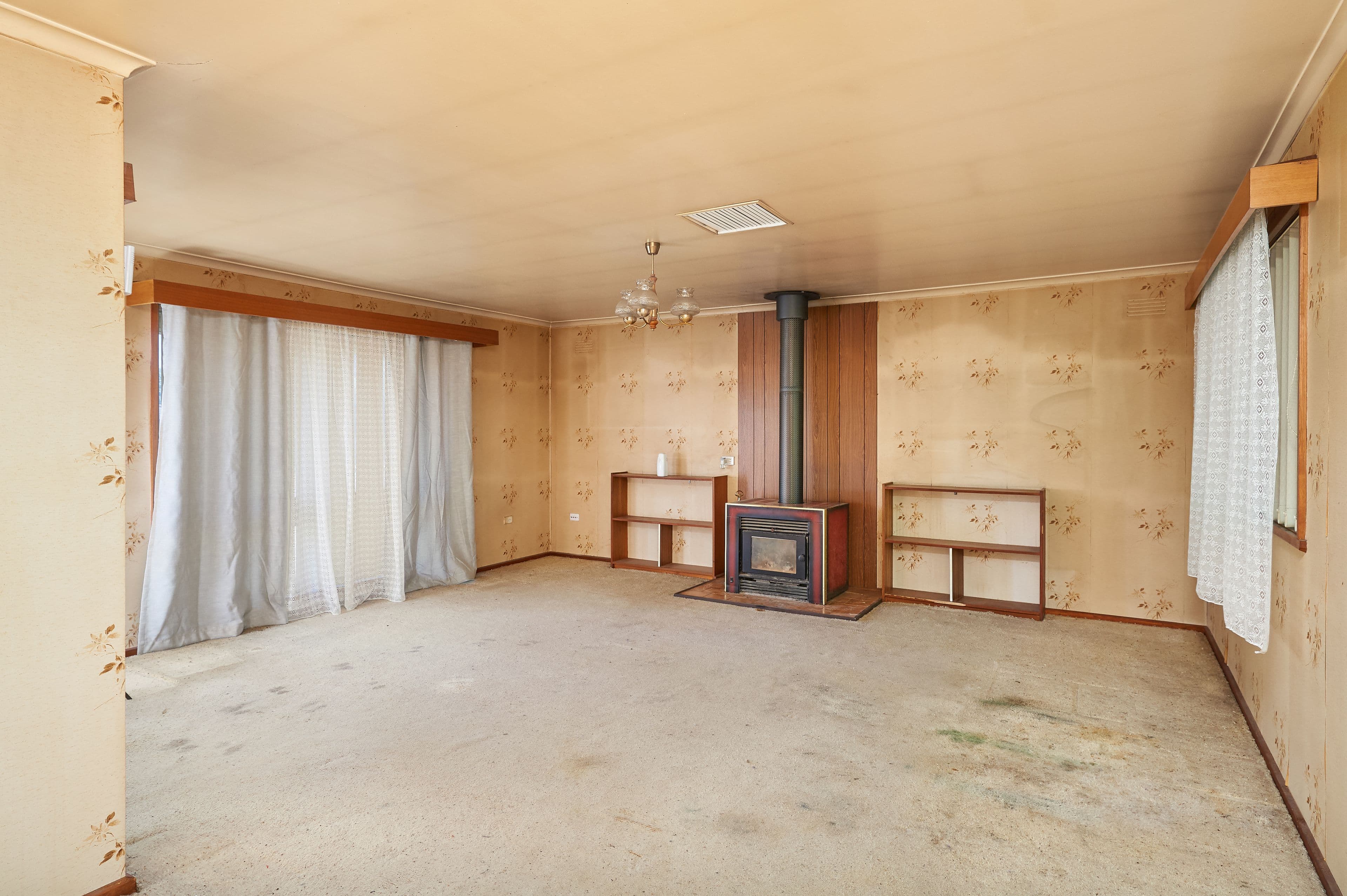 1 Martin Street, Tolland - Thumbnail 7