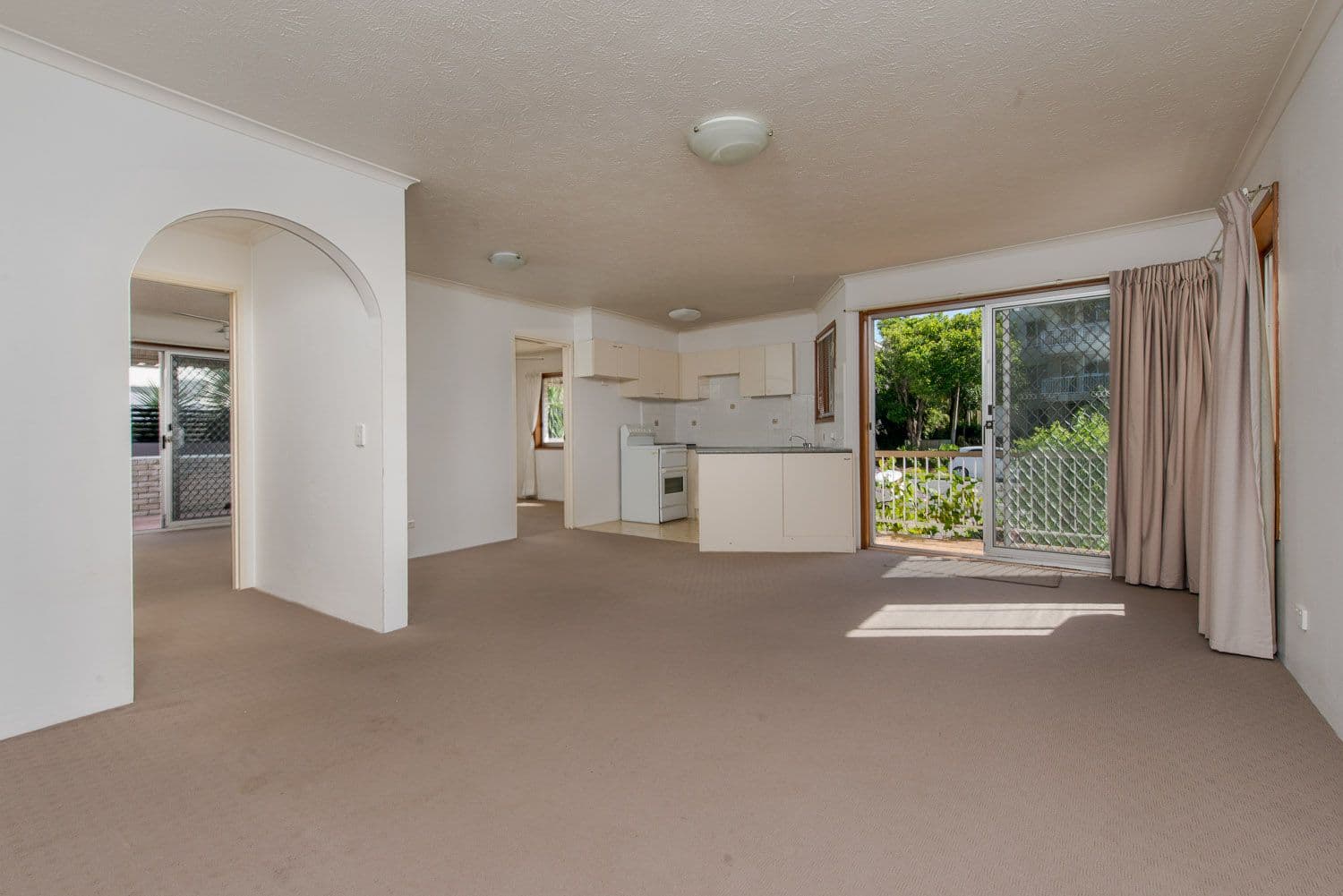 141 Surf Parade, Broadbeach QLD 4218, Broadbeach - Thumbnail 3