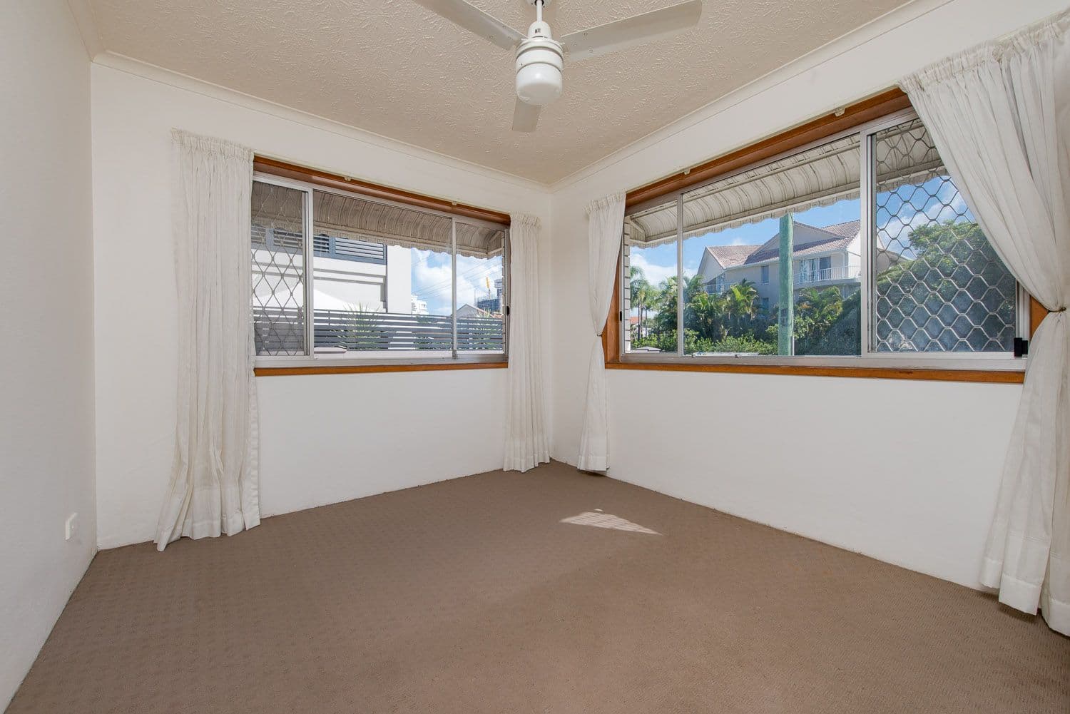 141 Surf Parade, Broadbeach QLD 4218, Broadbeach - Thumbnail 6