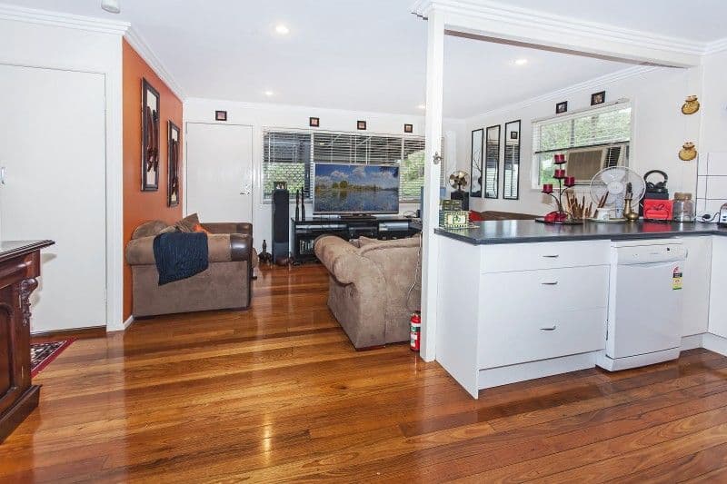 307 Old Logan Road, Camira QLD 4300, Camira - Thumbnail 3