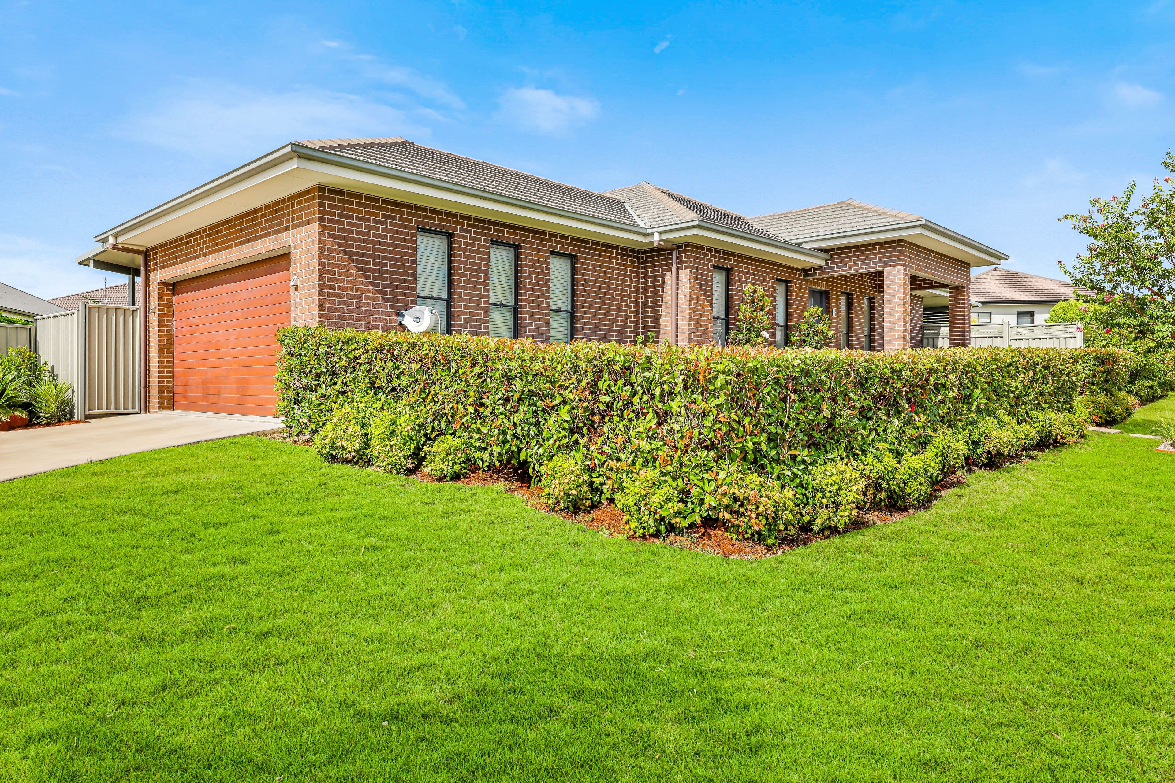 4 Sanctuary Place, Tamworth NSW 2340, Hillvue - Thumbnail 2