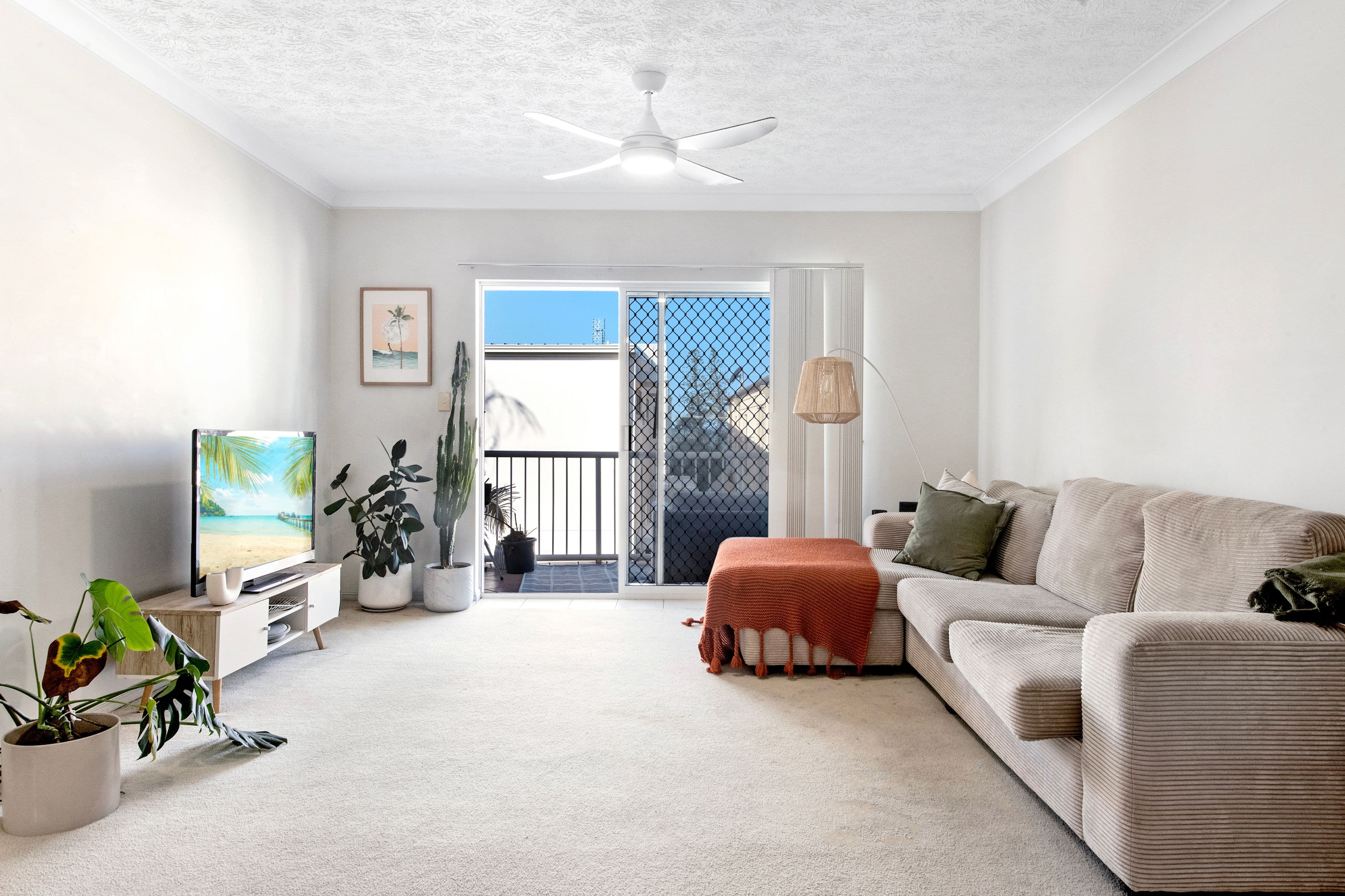 29 Seagull Avenue, Mermaid Beach QLD 4218, Mermaid Beach - Thumbnail 3
