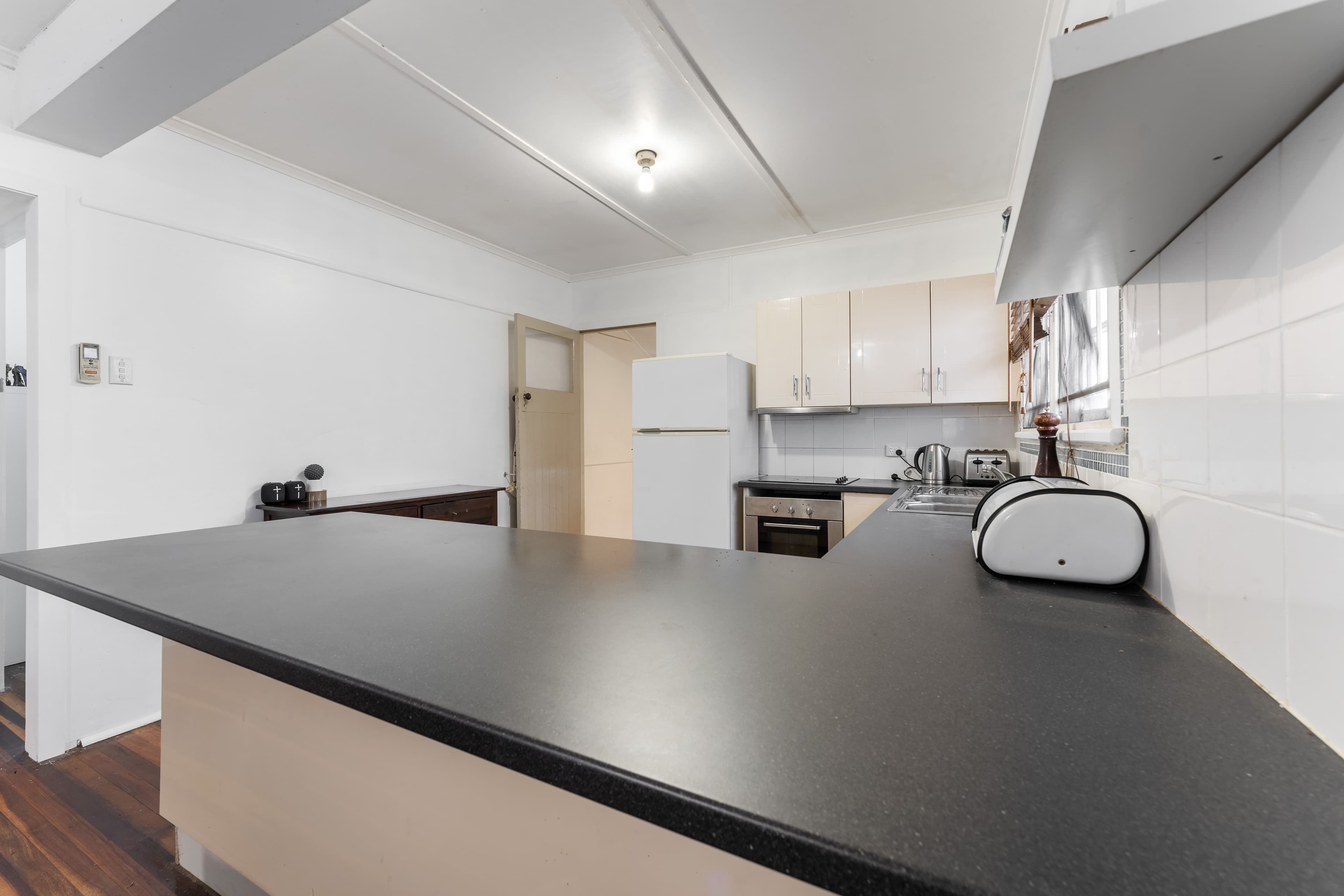 33 Gatton Street, Mount Gravatt East QLD 4122, Mount Gravatt East - Thumbnail 6