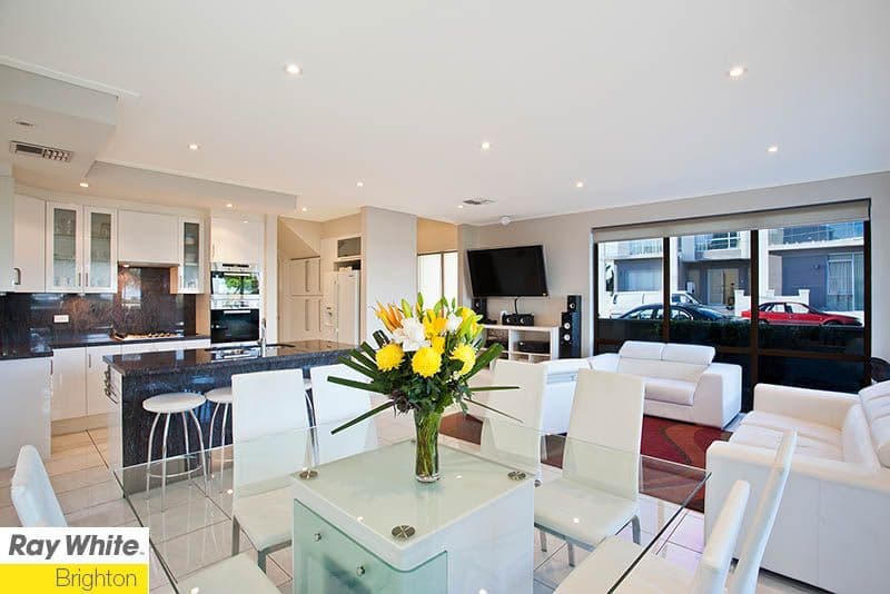 207 The Grand Parade, MONTEREY NSW 2217, Monterey - Thumbnail 7