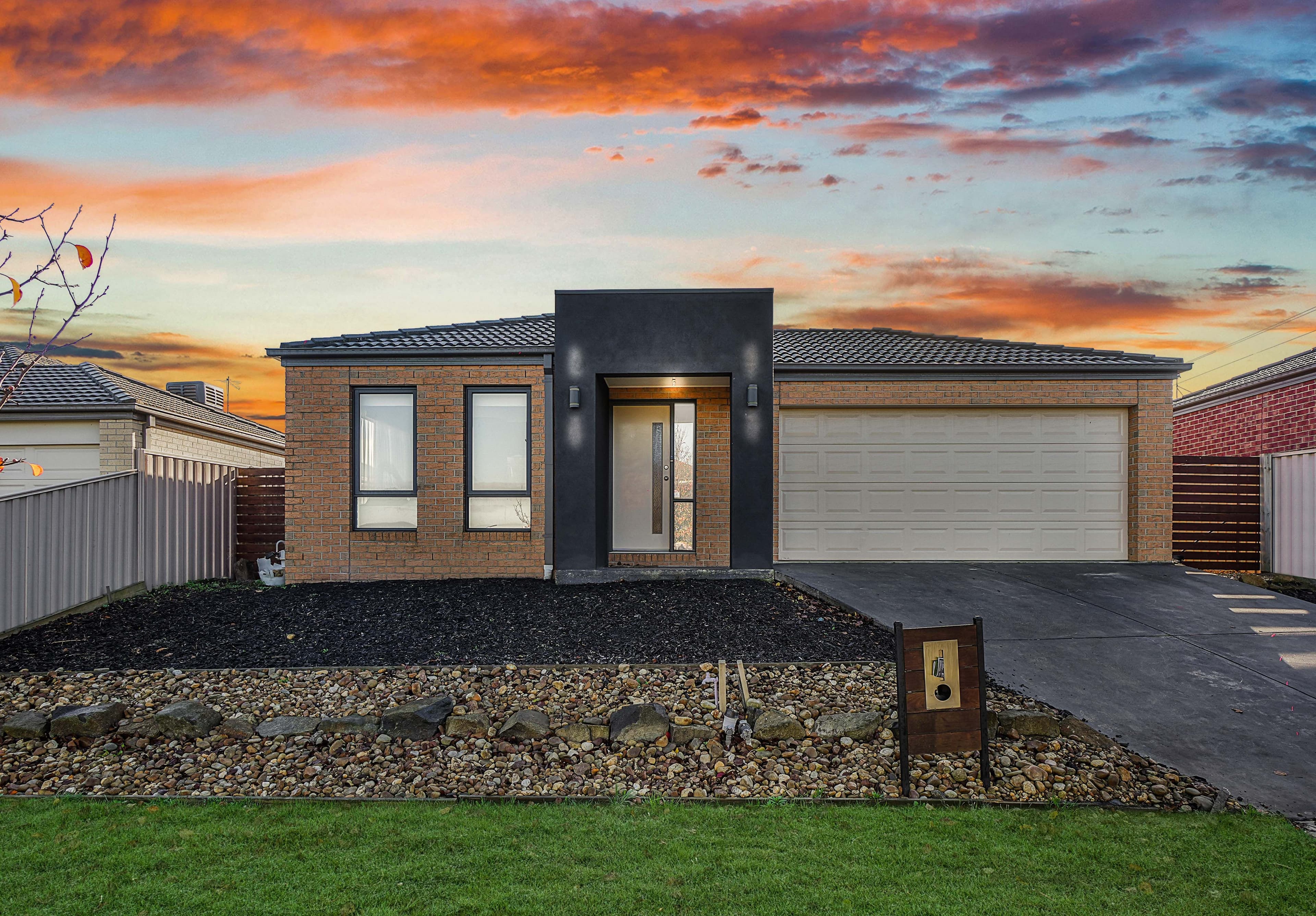 4 Hamish Avenue, Pakenham VIC 3810, Pakenham - Image 1