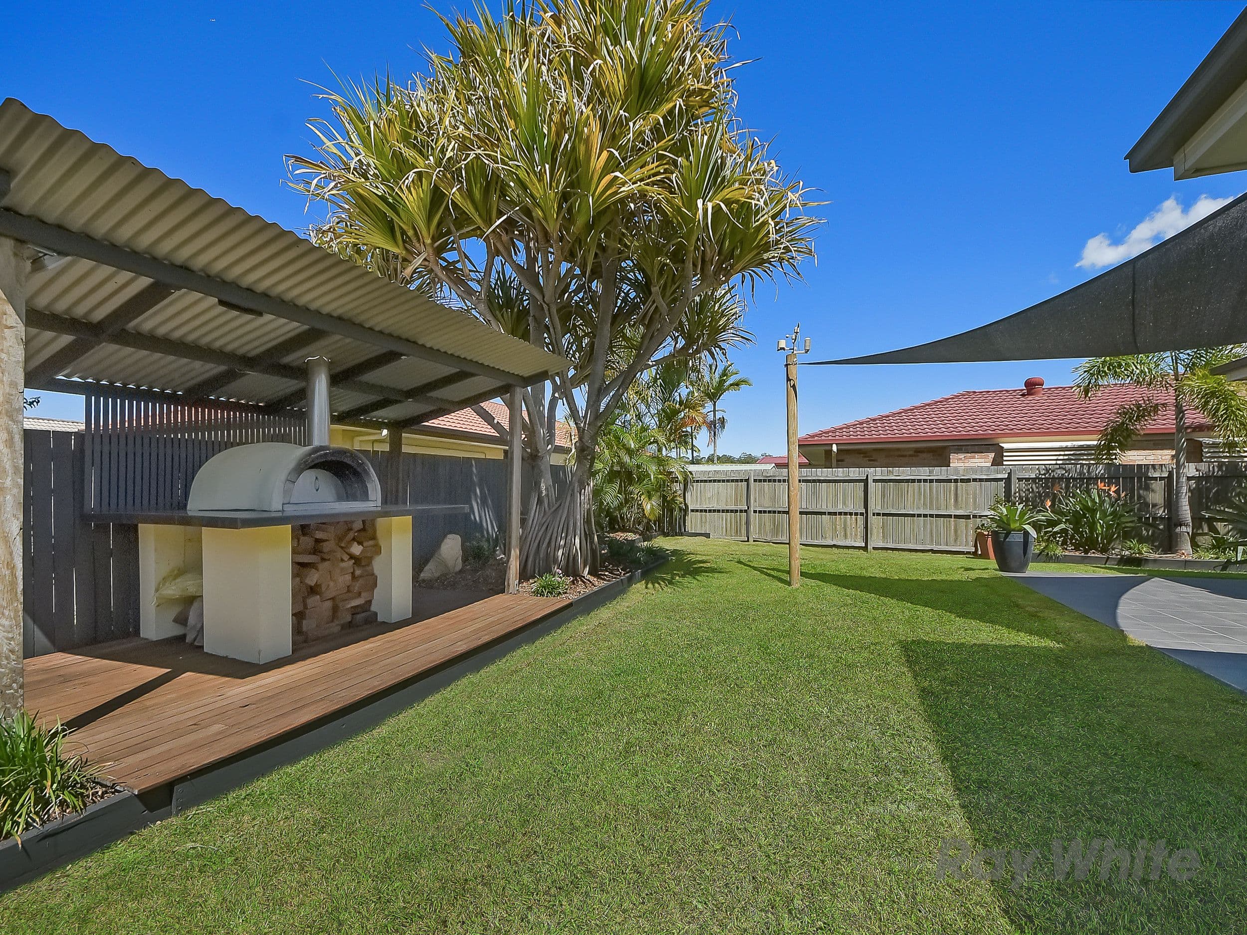 4 Neales Street, Murrumba Downs QLD 4503, Murrumba Downs - Image 1