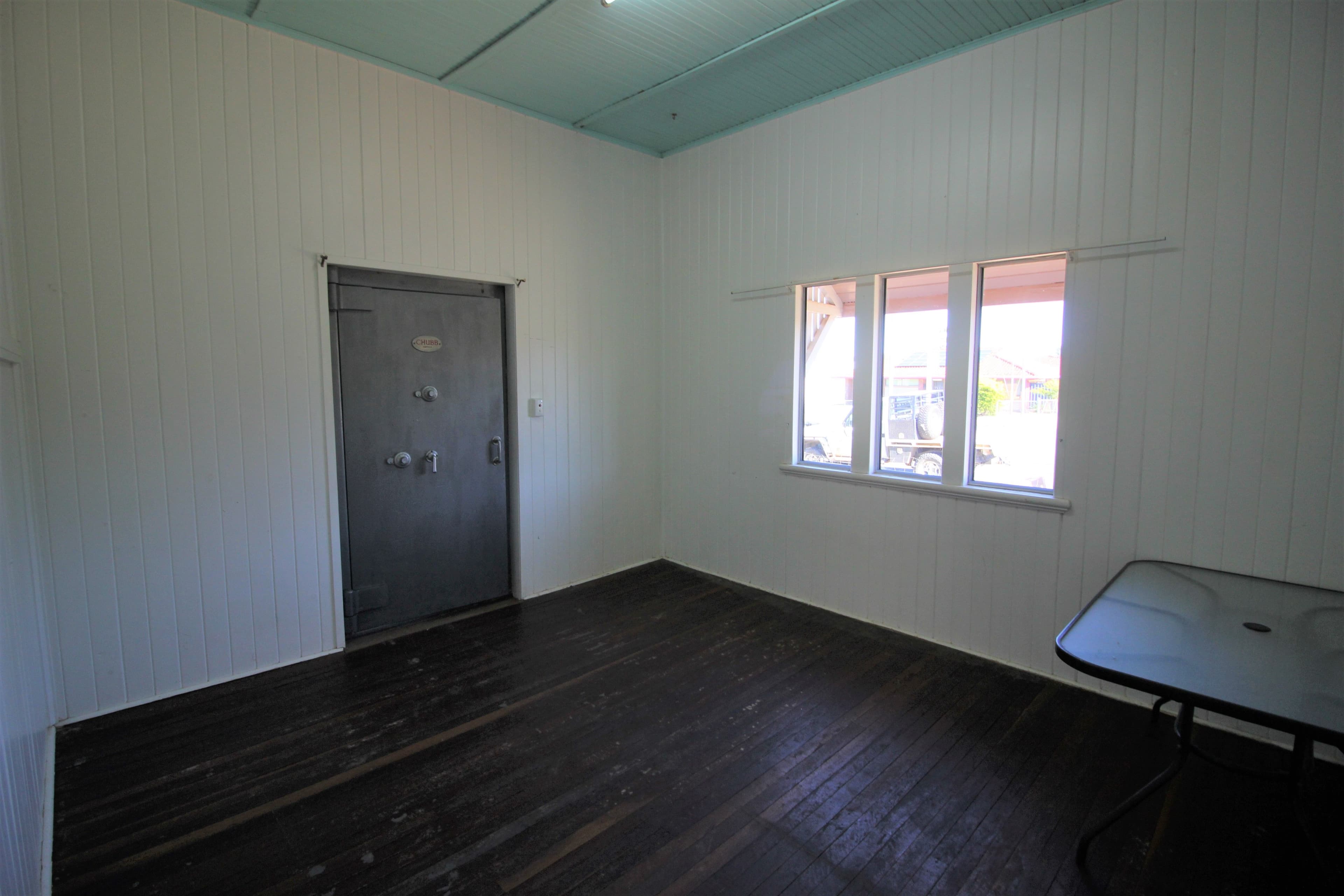 13 Pineapple Street, Gayndah QLD 4625, Gayndah - Thumbnail 7