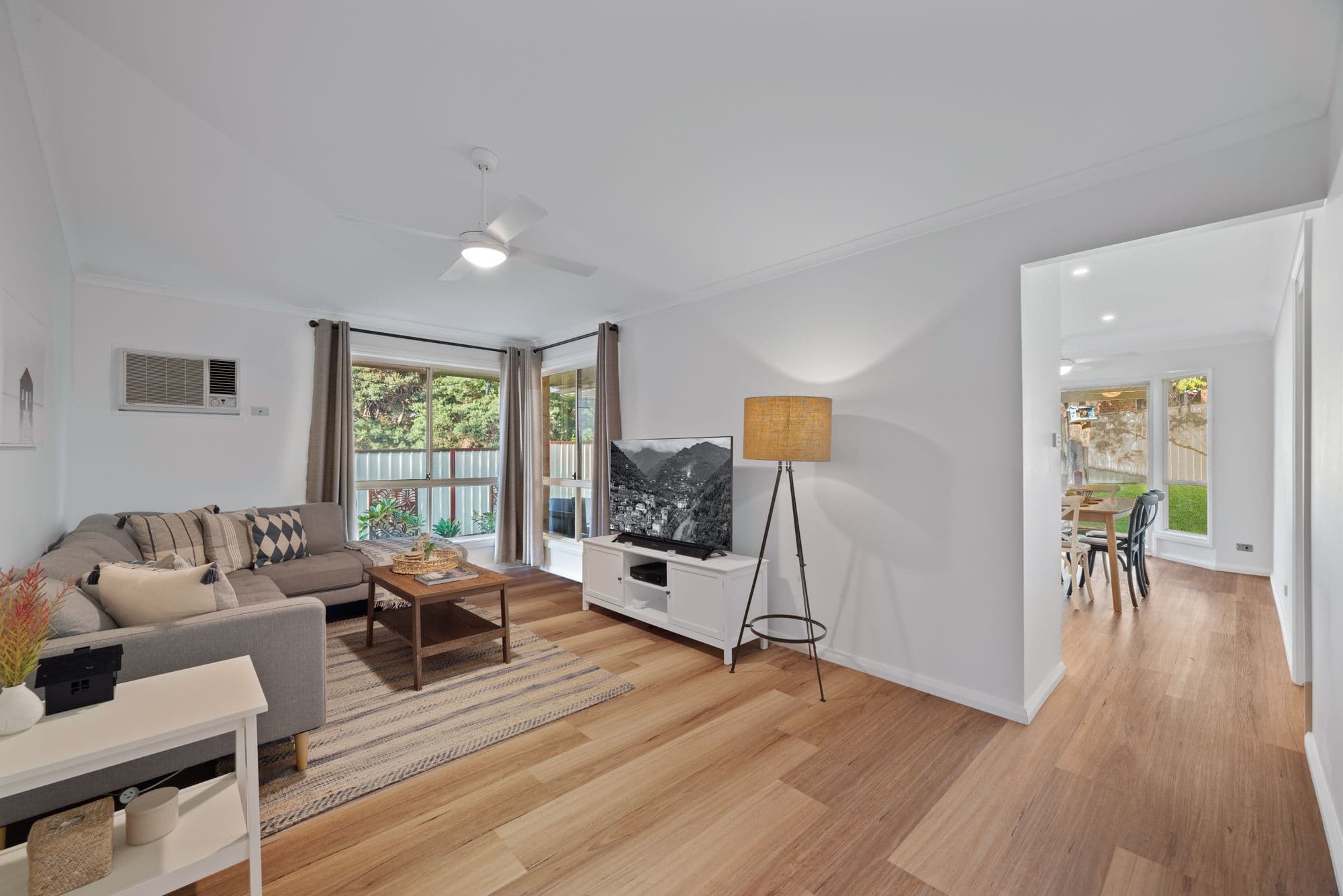 4 Dillwynia Drive, Glenmore Park NSW 2745, Glenmore Park - Thumbnail 2