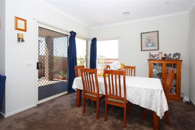 35 Callista Close, TAYLORS HILL VIC 3037, Taylors Hill - Thumbnail 5