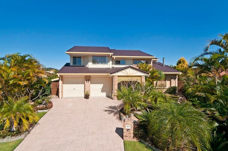 17 Blackbean Court, ELANORA QLD 4221, Elanora - Image 1