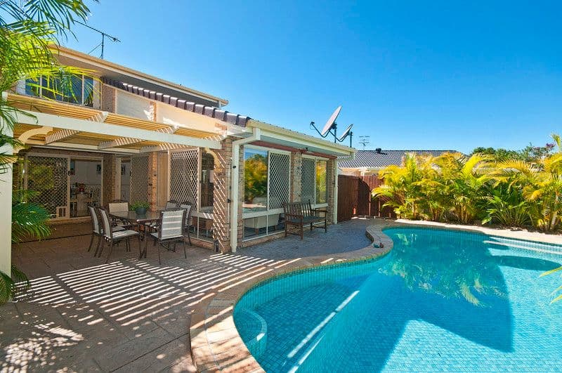 17 Blackbean Court, ELANORA QLD 4221, Elanora - Thumbnail 3