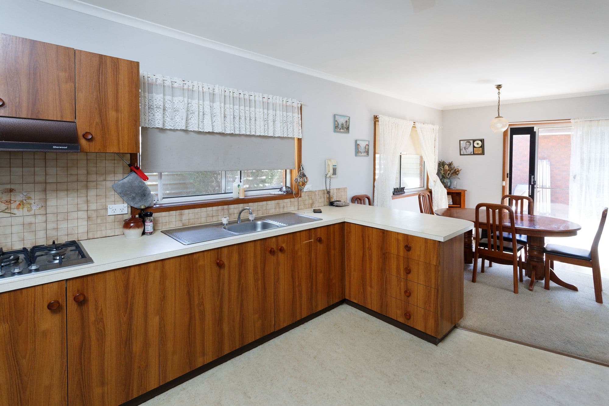10 Service Street, Tatura VIC 3616, Tatura - Thumbnail 2