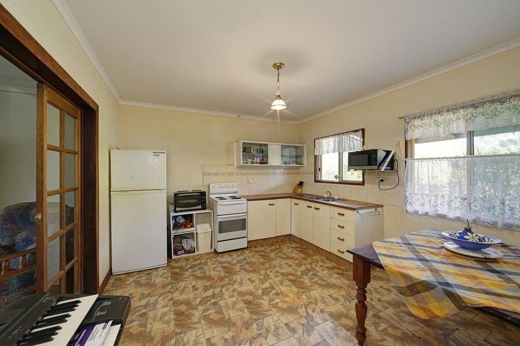 69 Pharlap Parade, Branyan QLD 4670, Branyan - Thumbnail 7