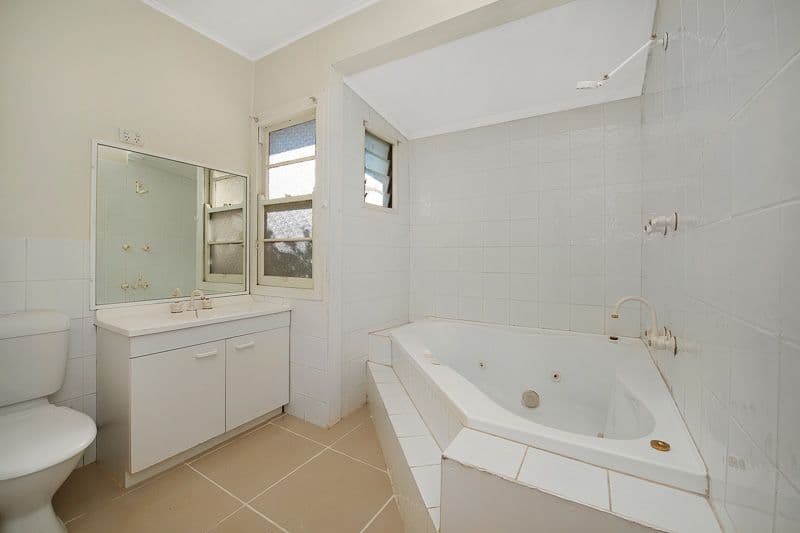 10 Magree Street, KALLANGUR QLD 4503, Kallangur - Thumbnail 5