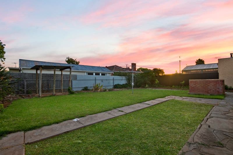 7 Lorraine Avenue, Manningham SA 5086, Manningham - Thumbnail 2