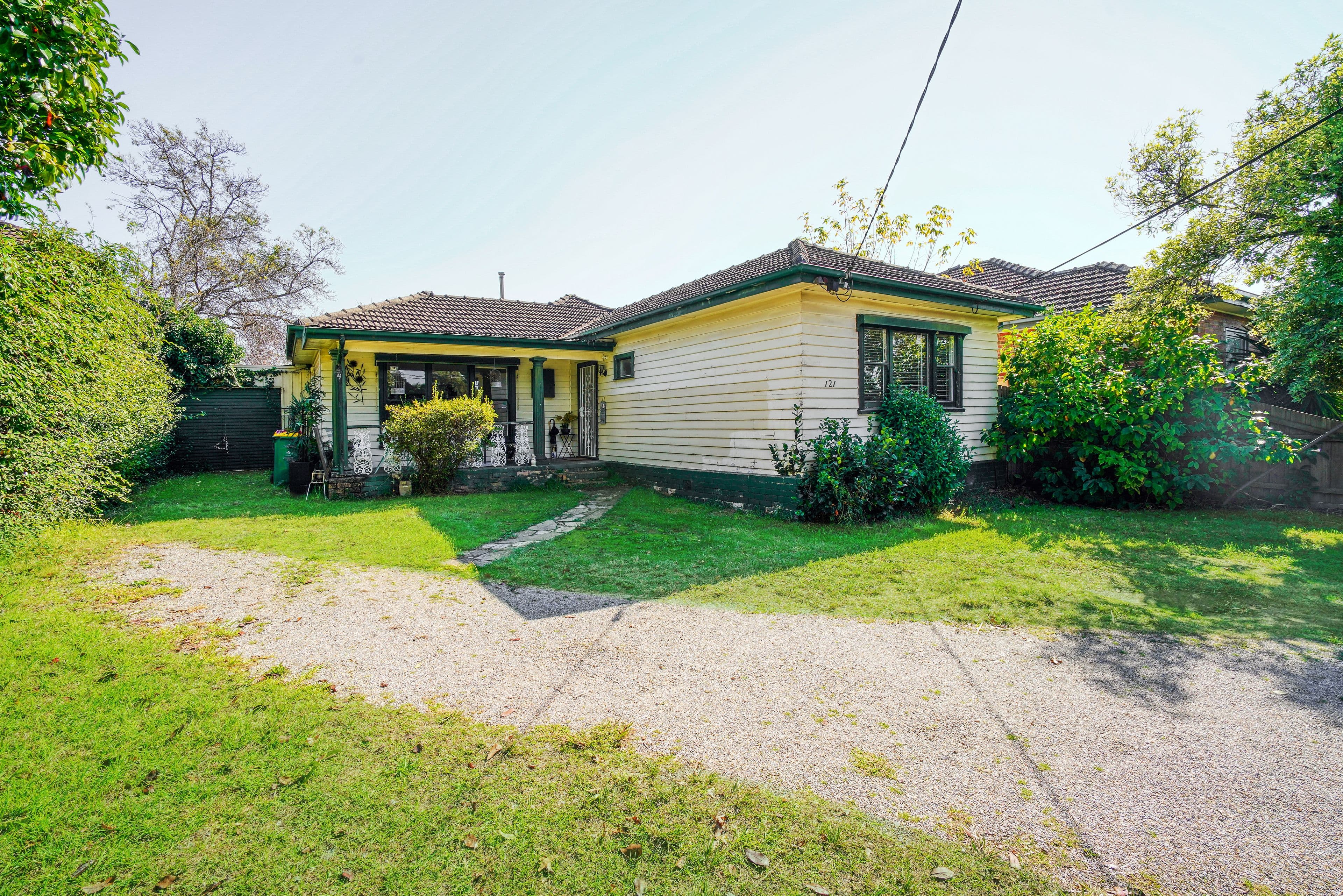 121 Waiora Road, Heidelberg Heights VIC 3081, Heidelberg Heights - Thumbnail 2