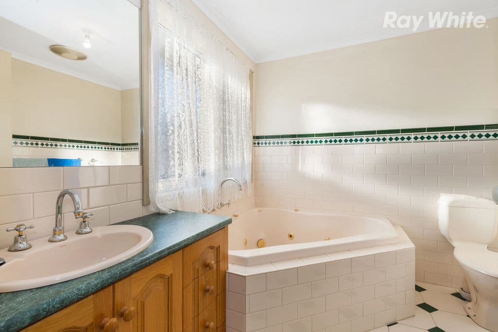 53 Liviana Drive, Rowville VIC 3178, Rowville - Thumbnail 6
