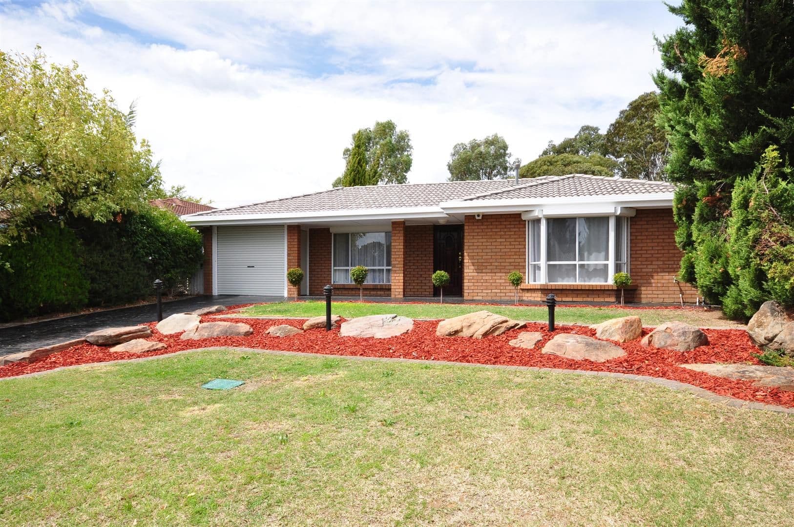 17 Deborah Road, ABERFOYLE PARK SA 5159, Aberfoyle Park - Image 1