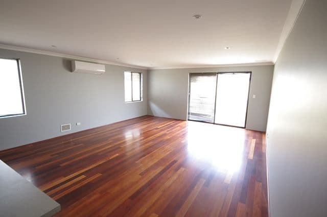 21 Glenesk Street, Madeley WA 6065, Madeley - Thumbnail 5