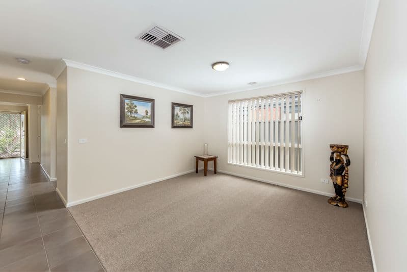 53 Lakewood Boulevard, Melton VIC 3337, Melton - Thumbnail 5