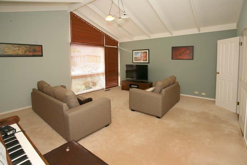 77 Chancellor Drive, WHEELERS HILL VIC 3150, Wheelers Hill - Thumbnail 4